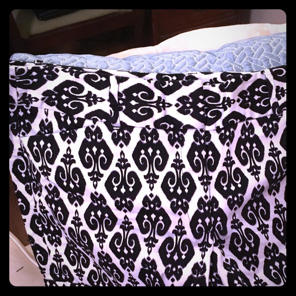 Black House White Market Dress Shorts - Picture 1 of 3